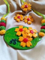 Classy Floral Necklace Set - Image 8