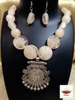 Tranquil White Necklace Set - Image 2